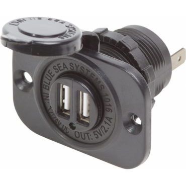 PRESA CON DOPPIA PORTA USB