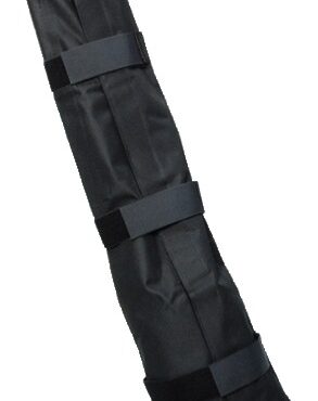 In alluminio con angolo del fuso variabile in relazione alla consistenza del fondale. Realizzate in robustissimo alluminio al magnesio anodizzato.Sono l’ideale come ancore di rispetto. Cinque differenti test effettuati, tra cui uno condotto dalla U.S. NAVY, dimostrano che la Fortress é l’ancora in assoluto più performante sul mercato.