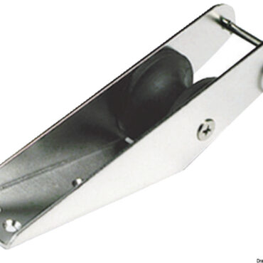 In acciaio inox 304 satinato. Puleggia in gomma dura.