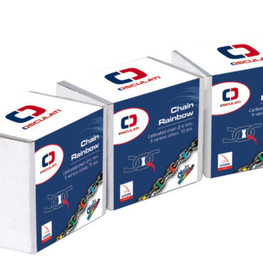 Confezione assortita di Chain Rainbow sufficiente per marcare un’intera tesa di catena calibrata. Il kit è composto da 5 colori (bianco, blu, giallo, rosso e verde).