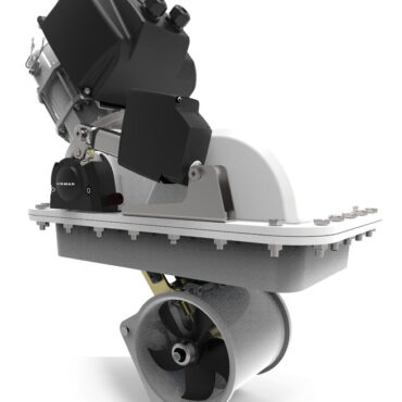 Il sistema brevettato a “perno ribassato” minimizza le richieste di spazio interno ma permette la massima esposizione in acqua dell’elica.Per facilità di installazione su tutte le taglie forniamo una flangia in fibra di vetro, questa può essere aggiustata in base alla forma dello scafo.Costruzione robusta in fibra di vetro.Auto retrazione automatica dopo 5 minuti di inutilizzo.