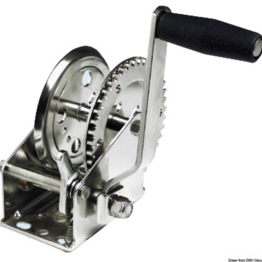 Completamente in acciaio inox ad alta resistenza, con boccole di rotazione autolubrificanti. Finitura con lucidatura elettrolitica. Certificato TÜV Germany.Il carico massimo di trazione è riferito all'utilizzo con un solo giro di cavo sul tamburo.