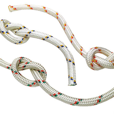 Indicate specificatamente per scotte. Venduta a bobina.