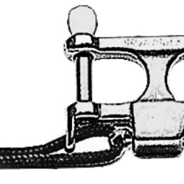 In acciaio inox AISI 316; si apre immediatamente anche sotto carico, da qualsiasi direzione si tiri la cimetta di sgancio.