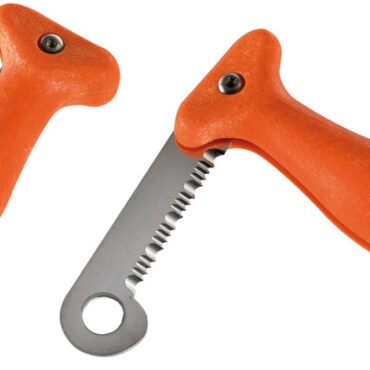 Coltello pieghevole realizzato in acciaio inossidabile galleggiante e manico in plastica ergonomico. Include una corda in poliestere da 2 metri per un utilizzo pratico in situazioni di emergenza. Ideale per equipaggiamenti di bordo e zattere di salvataggio.