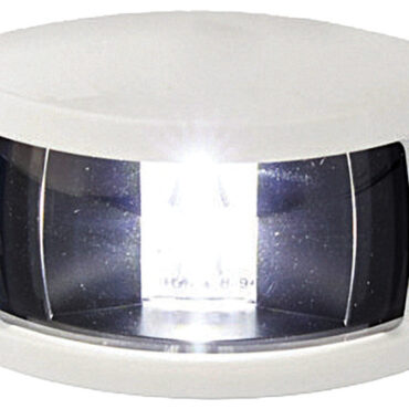 Luci di navigazione di dimensioni compatte fabbricate in policarbonato UV resistente, progettate per garantire massima durabilità in condizioni marine. Certificate IP67, offrono protezione completa contro polvere e acqua. Vengono fornite con viti di fissaggio. Rispettano le normative internazionali EN60945, USCG e ABYC C-5, garantendo sicurezza e affidabilità in navigazione.