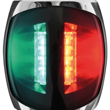 Calotta in acciaio inox lucidato a specchio.Parte posteriore e lente in policarbonato.Certificate COLREG72 e ABYC-C5, omologate per imbarcazioni fino a 20 m.