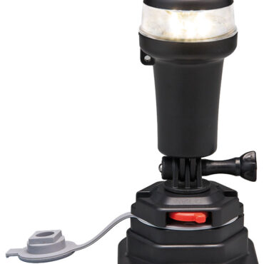 Alimentazione interna con 3 pile AA, autonomia fino a 24 ore.Galleggianti ed estraibili a scatto. Stagne IP67. Certificate CE.Fissaggio a baionetta Clik/clak del fanale sulle basi.