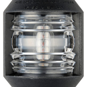 Approvate RINA in accordo al regolamento COLREG72. Presentano la prerogativa di essere alimentate da una piccola lampadina alogena ad alta intensità da 5 W, allo scopo di avere dimensioni esterne ridottissime, minimo sviluppo di calore e basso consumo di corrente. Fissaggio con solo due viti.