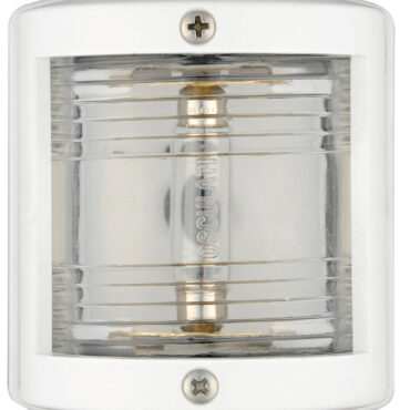 Approvati RINA in accordo al regolamento COLREG72. Consigliati per imbarcazioni di media dimensione, sono perfettamente stagni e si installano con estrema facilità. Sono completi di portalampade e lampadine.