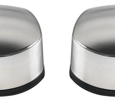 Corpo in policarbonato nero e scocca in acciaio inox AISI 316 lucidato a specchio. Di facile installazione sia sullo scafo sia sulla coperta della barca.Approvate RINA in accordo al regolamento COLREG72. Adatte per imbarcazioni fino a 20 m con visibilità fino a 2NM.