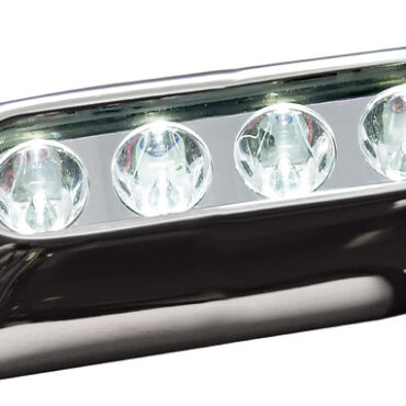 Corpo in acciaio inox AISI 317L lucidato, completo di CREE LED.Può essere installato sia sopra sia sotto l'acqua.