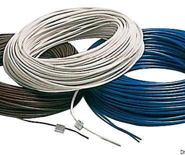 A norma CEI 20-22 20-22II e CEI 20-371 e rispondono alla DIRETTIVA EUROPEA 2011/95/CE. Fiamma ritardante e oleo-resistente (ricordiamo che nel vano motore il cavo deve essere obbligatoriamente oleoresistente).