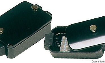 In bachelite, coperchio facilmente rimovibile per ispezione. Completa di morsettiera.