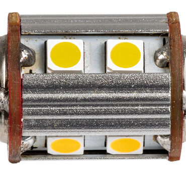 Provviste di LED con irraggiamento totale sui 360°.