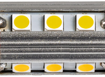 Provviste di LED con irraggiamento totale sui 360°.