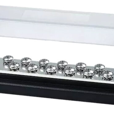 Completi di cover trasparente. Basi in tecnopolimero e barre in rame stagnato.Viteria in acciaio inox. Fissaggio dei cavi direttamente sulla barra, senza dadi interposti.Rotazione cavi di potenza in ogni direzione. Voltaggio fino a 48 V.