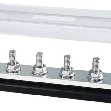 Completi di cover trasparente. Basi in tecnopolimero e barre in rame stagnato.Viteria in acciaio inox. Fissaggio dei cavi direttamente sulla barra, senza dadi interposti.Rotazione cavi di potenza in ogni direzione. Voltaggio fino a 48 V.