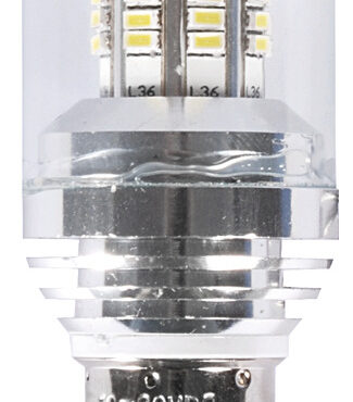 Per faretti con copertura in vetro dei LED. Zoccolo BA15D (15 mm baionetta con fermi allineati).