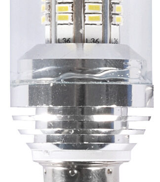 Con copertura vetro dei LED.