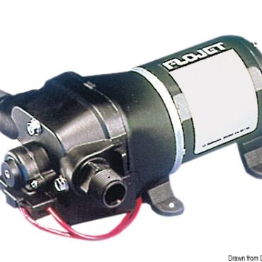 Può girare a secco senza rovinarsi. Sistema di aspirazione a 4 valvole per evitare vibrazioni. Speciale bypass interno che salvaguardia la pompa da eccessiva pressione in entrata, ove la pompa sia collegata con la rete idrica di terra. Motore a magneti permanenti con albero su cuscinetto.