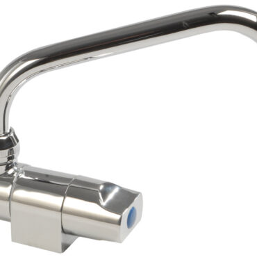 In ottone cromato. Può essere montato all'interno del lavello al fine di avere il piano completamente liscio.