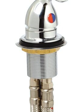 Ideale per docce interno/esterno, completi di 3 tubi inferiori di collegamento in calza acciaio inox.