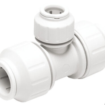 La gamma Speedfit a innesto rapido di John Guest utilizza la tecnologia data dall’azione combinata della pinzetta e della guarnizione.La pinzetta con denti in acciaio inox che aggraffa il tubo e l’O-Ring forniscono così una tenuta ermetica.