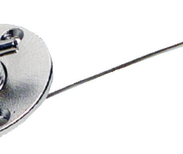 In acciaio inox AISI 316, completo di cavetto di sicurezza interno.