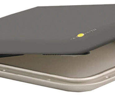 Fabbricati in tessuto ATLAS 310 g/m2 impermeabile, traspirante e UV resistente.