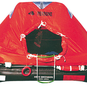 Tipo approvato dal Ministero dei Trasporti e delle Infrastrutture in base alla circolare n. 78 del 29/12/2008.Abilitata per barche da pesca inferiori a 24 m operanti nel territorio italiano e abilitate alla pesca costiera ravvicinata (max 40 miglia dalla costa).