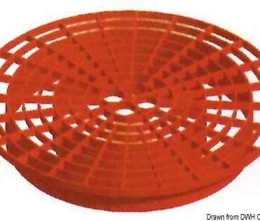 Il sistema è composto da:A) Secchio in plastica UV resistente, con comoda maniglia in treccia di nylon Ø 19 mm.B) Speciale base ad incastro antiderapante, UV resistente, galleggiante. Preserva inoltre la coperta dai graffi.C) Portaoggetti con coperchio, può anche servire come sedile.D) Vano per riporre prodotti per la pulizia.E) Griglia di fondo per favorire l'asciugatura e la conservazione di pelli assorbenti naturali e artificiali, spugne, ecc...