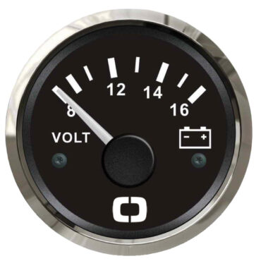 Dotato di quadrante retroilluminazione sia rossa sia gialla.