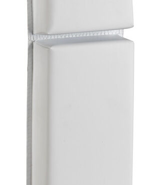 In PVC espanso morbido a cellula chiusa, con rivestimento esterno in tessuto di PVC telato ed elettrosaldato. Si possono piegare per riporli più facilmente.