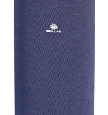 Sono fabbricati con il tessuto ad alta resistenza utilizzato per i gommoni. Completi di valvola gonfiaggio/sgonfiaggio ed anelli inox da entrambi i lati per il fissaggio. I parabordi pneumatici sono estremamente leggeri, di nessun ingombro una volta sgonfiati e rappresentano la soluzione ideale per scafi a vela e da regata; grandi imbarcazioni; emergenza in ausilio ai parabordi classici. Per una durata maggiore, è consigliato abbinarlo al copriparabordo, in tinta a scelta.