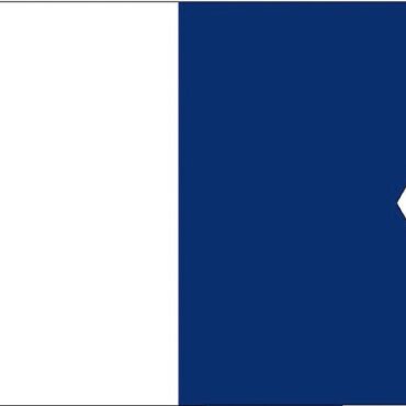 Misure 20x30 cm. Materiale uso-lana.