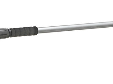 Molto pratici e robusti, con impugnatura in gomma anatomica ed antiscivolo anche con le mani bagnate. Dotati di raccordo a scatto all’estremità per utilizzo con acqua passante. Spazzola di media durezza adatta a tutte le superfici.