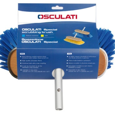 Struttura in legno marino verniciato ai poliuretani, bordo antiurto, fibre in poliestere di alta qualità, attacco a scatto in alluminio anodizzato. Disponibili in 2 misure: 8" e 10".