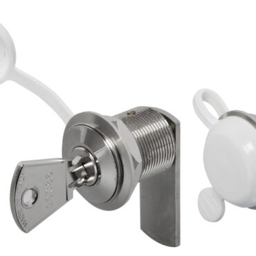 Tutta in ottone cromato. Nessuna parte in ferro o zama. Complete di cappuccio impermeabile di protezione.