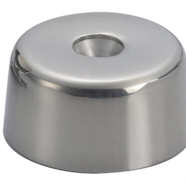 Corpo in acciaio inox AISI 316 lucidato a specchio.Forza di trazione 5 kg