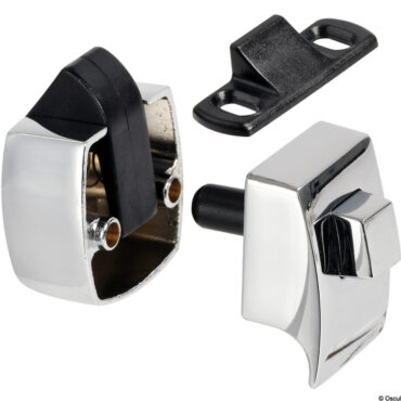 In ottone cromato. Adatto a spessori 13/16/19/23 mm.