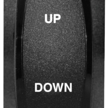 Attuatore lineare garantisce 225 kg di spinta.Cavo da 60 cm e terminale Deutsch plug.Cavi di prolunga disponibili (51.259.xx).Spina di sgancio rapido in acciaio inox.Può lavorare in coppia (usando l’interruttore 38.376.02).Totalmente inossidabile in tutte le sue parti.Sistema di frizione che gli permette di non bruciarsi a fine corsa (estensione e chiusura).Consumo 10 A (12 V) 5 A (24 V).