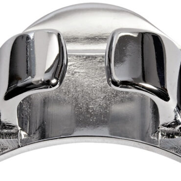 In acciaio inox AISI 316 lucidato a specchio, per prua o spigoli di poppa.