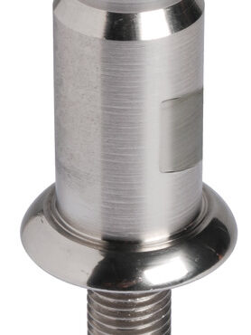 In acciaio inox AISI 316 lucidato, per montaggio all’interno del candeliere.