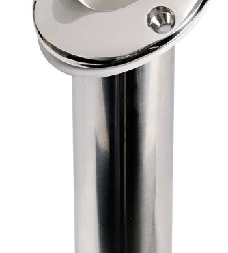 Microfusi in acciaio inox AISI 316 e lucidato a specchio. Nuova flangia ovale di grande impatto estetico. Cappuccio di chiusura stagno in santoprene bianco incluso.Raccordo di scarico acqua in PVC.