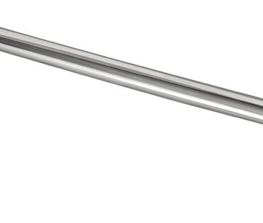 In acciaio inox AISI 316 lucidato a specchio, con sezione ellittica.