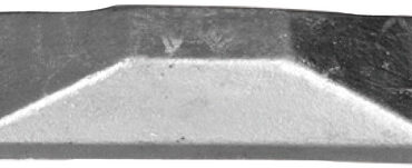 In ferro zincato, da avvitare o da saldare. Sezione prismatica idrodinamica.