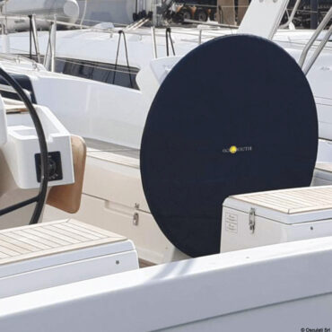 Fabbricati in resistente tessuto traspirante ATLAS 310 g/m2 che riduce la formazione di condensa ed offre un'eccellente protezione dai raggi UV.