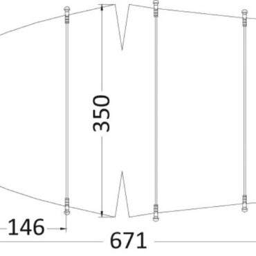 Fabbricati in tessuto di poliestere con rivestimento impermeabile in poliuretano, elastico perimetrale per una migliore aderenza alle murate della barca. UV resistente. Cuciture doppie, anelli perimetrali per mettere in tensione il telone.