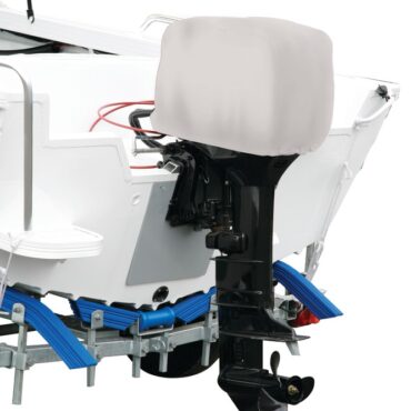 Versione per coprire la testa del fuoribordo.Fabbricati in tessuto poliestere ATLASTM impermeabile, UV resistente da 340 g/m2. Questo tessuto ha all'interno una finitura felpata per non segnare la vernice anche in caso di sbattimento. Le cuciture sono rinforzate e sigillate.